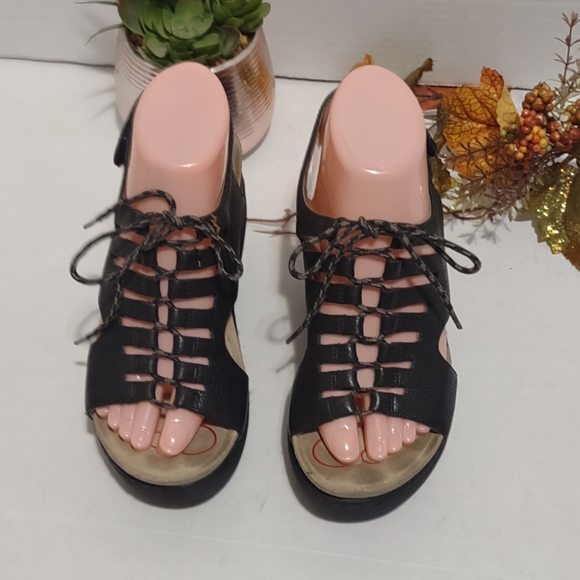 Bionica Black Women's Sandals - Picture 2 of 8